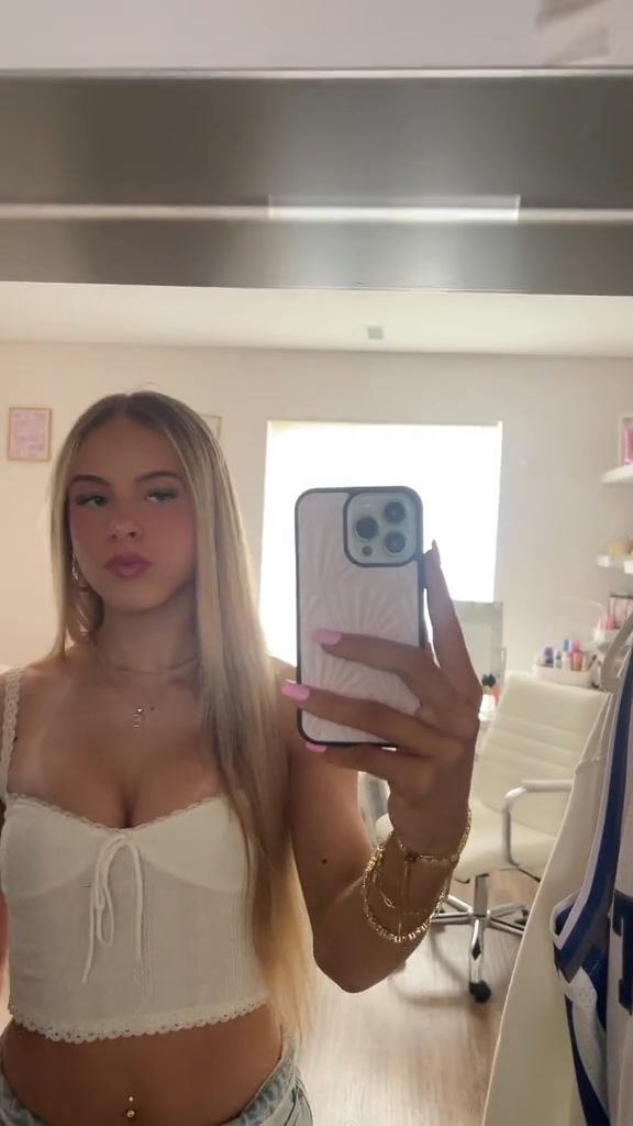 @evelinasspam