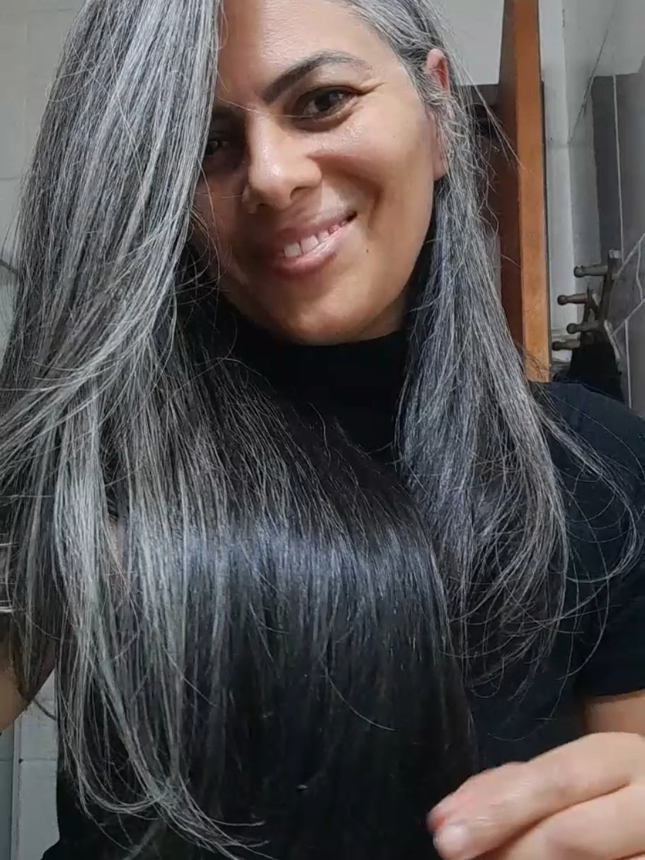 @✨️Dreiah ✨️ Cabelo grisalho