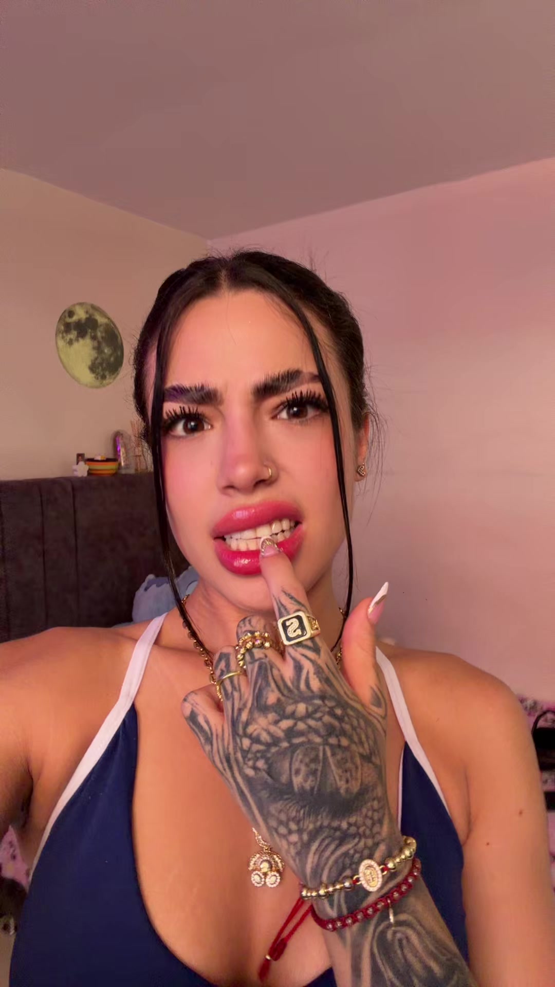 @🥷🏻Nita🖤