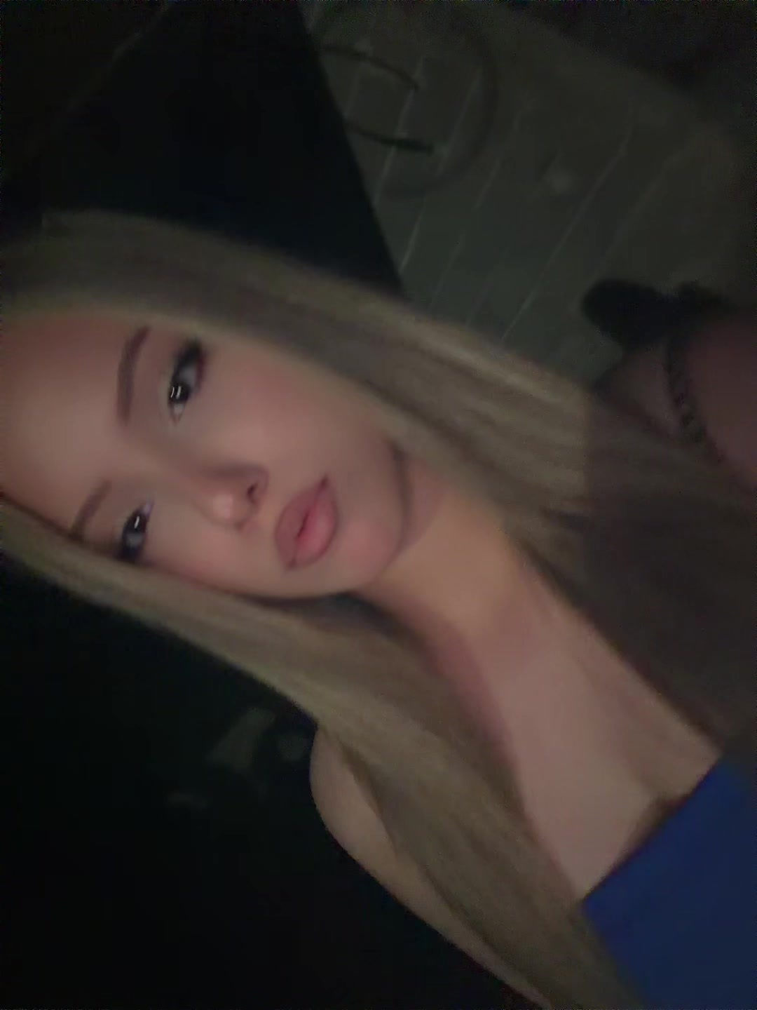 @👸🏼