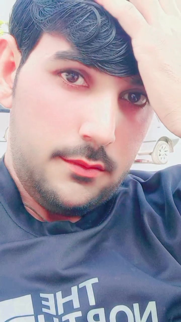 @꧁💔Waqar Gull💔꧂