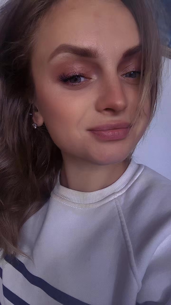 @Alina Shydlovska