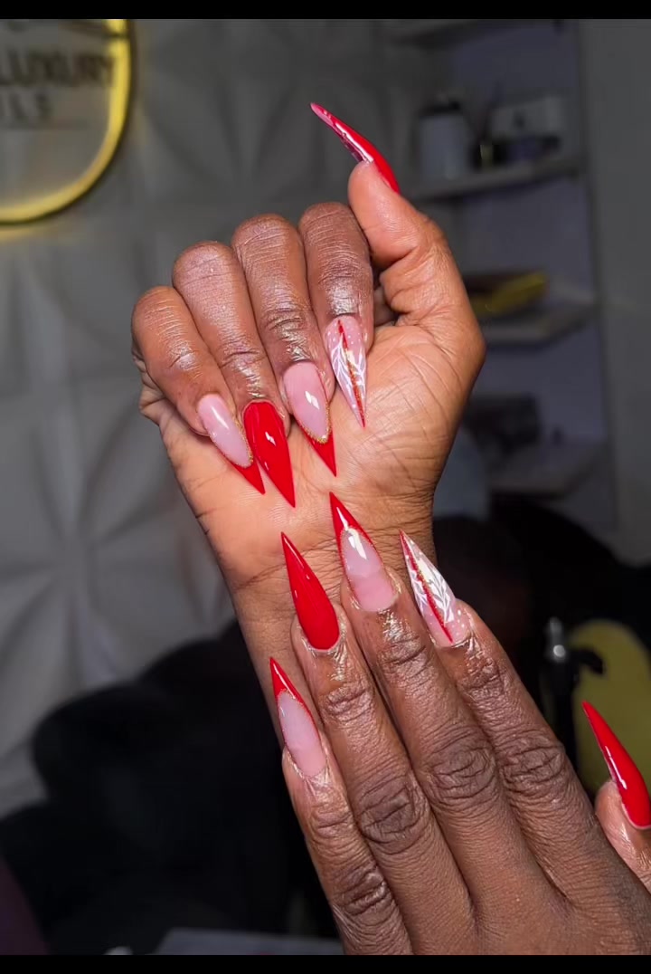 @NAIL TECHNICIAN IN IBADAN