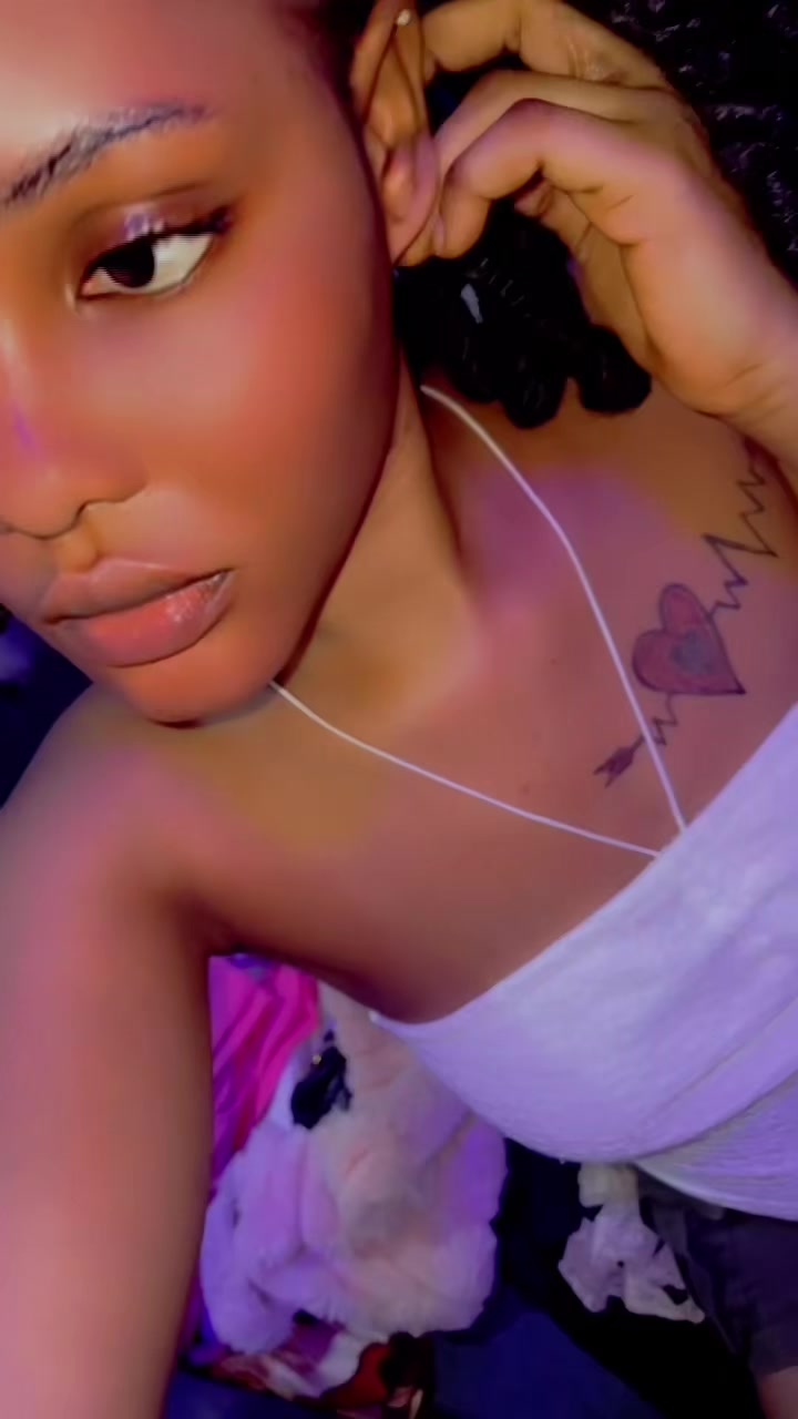 @💜🌺__𝙻𝚒𝚕 𝙼𝚊𝙼𝚊(◕ᴗ◕✿)