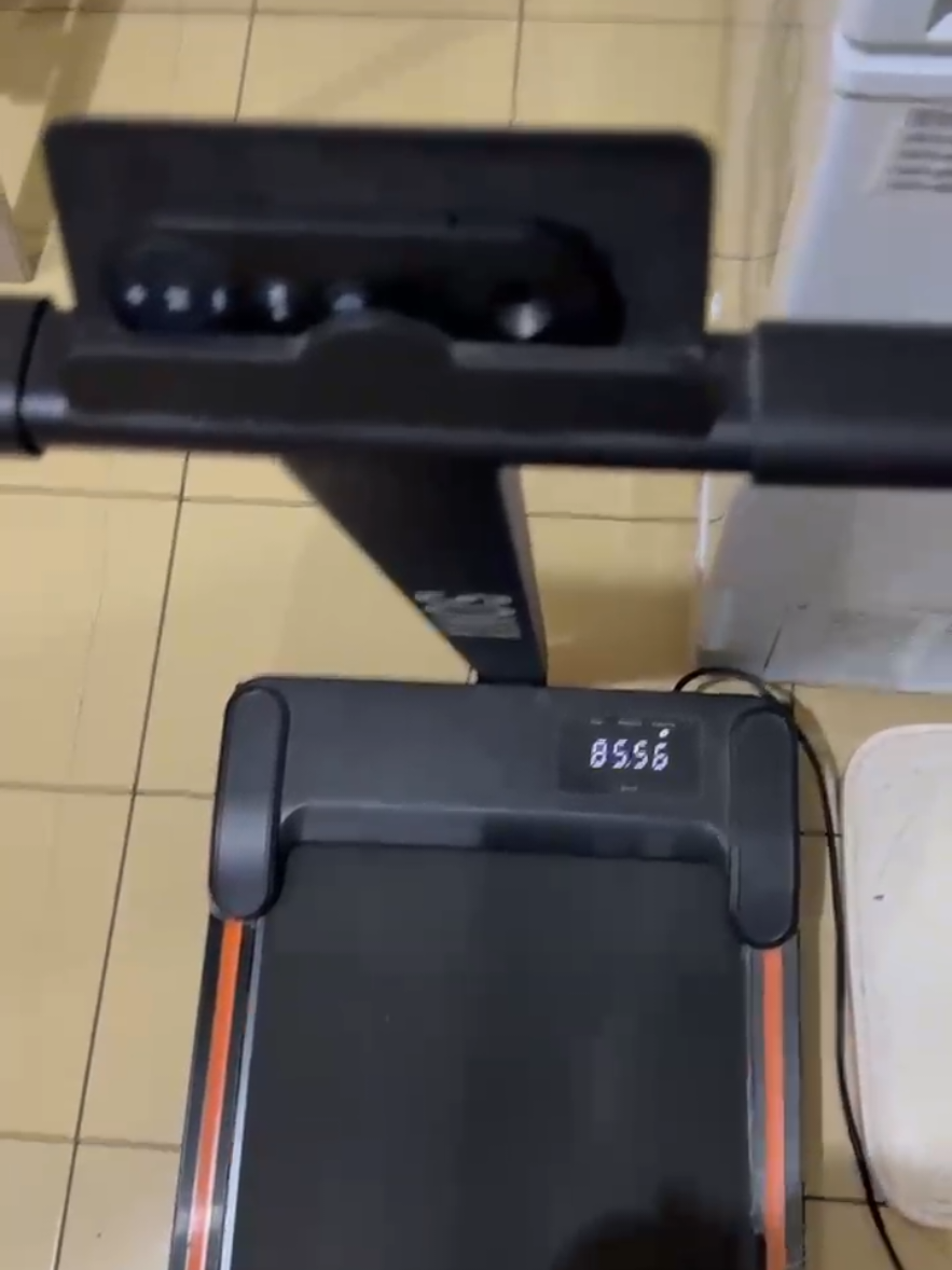 @๐ฅ๐๐ฆ๐ฃ๐ฆ๐ค_โโ
