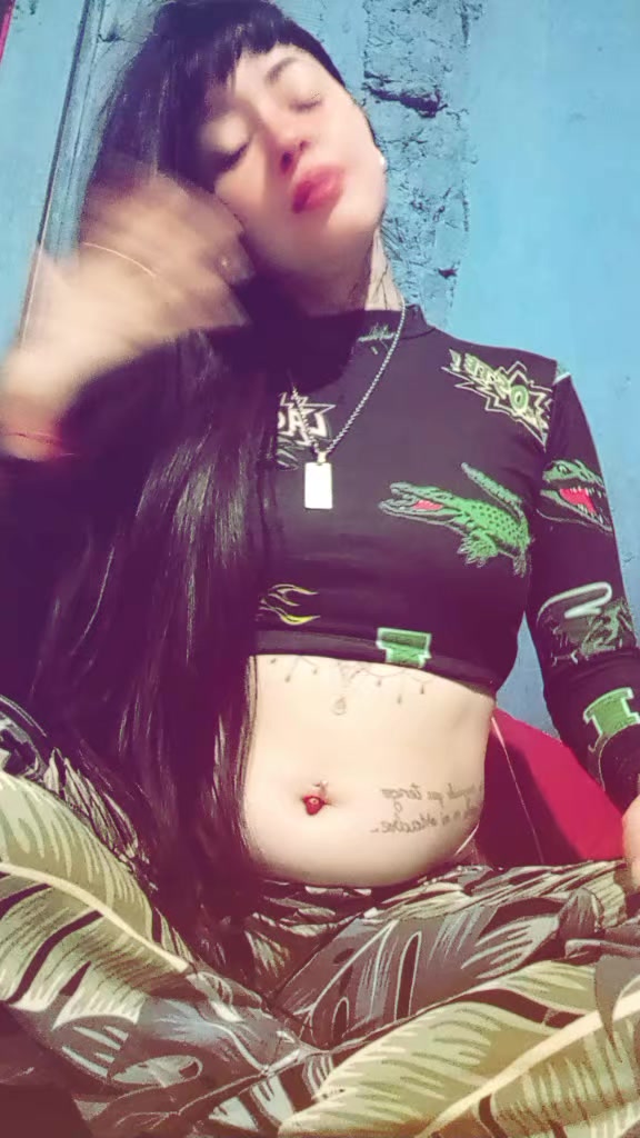 @Camiii🦋
