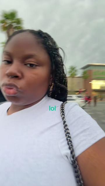 @?I don’t screw weirdos..thanks