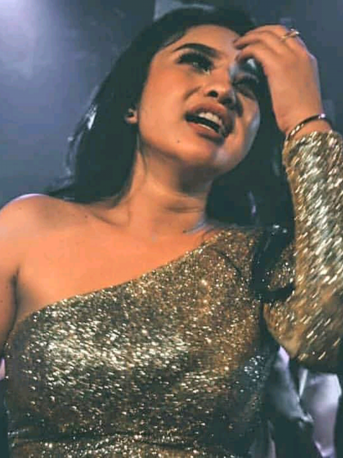 @DesyThata_SintyaRiske