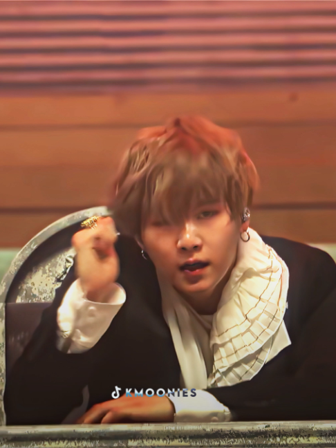 @moonie⁷ SAW BTS!