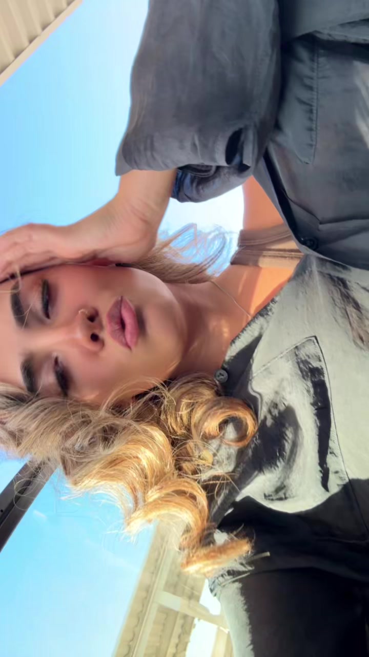 @Ariyanaz