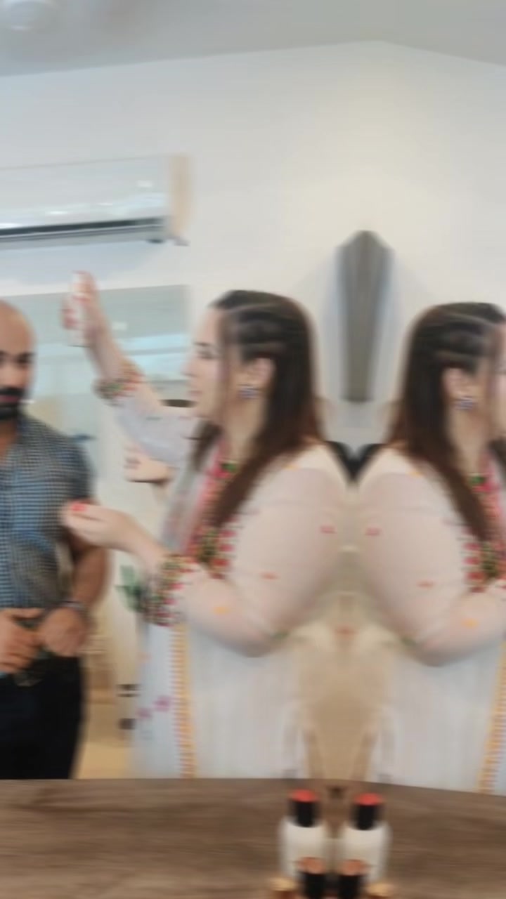 @daniaahsan3