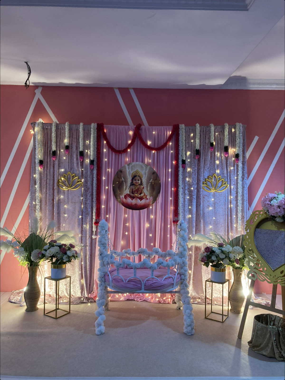 @RADHE DECO