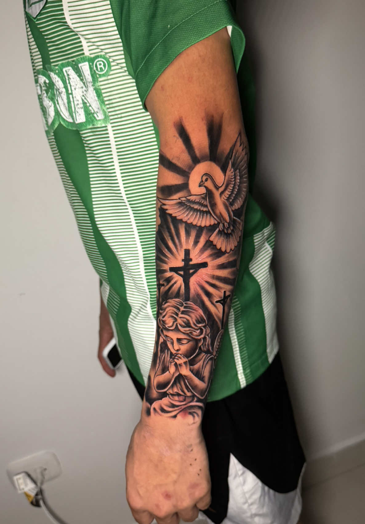 @Santos Tatto 🧑🏾🦱✒️