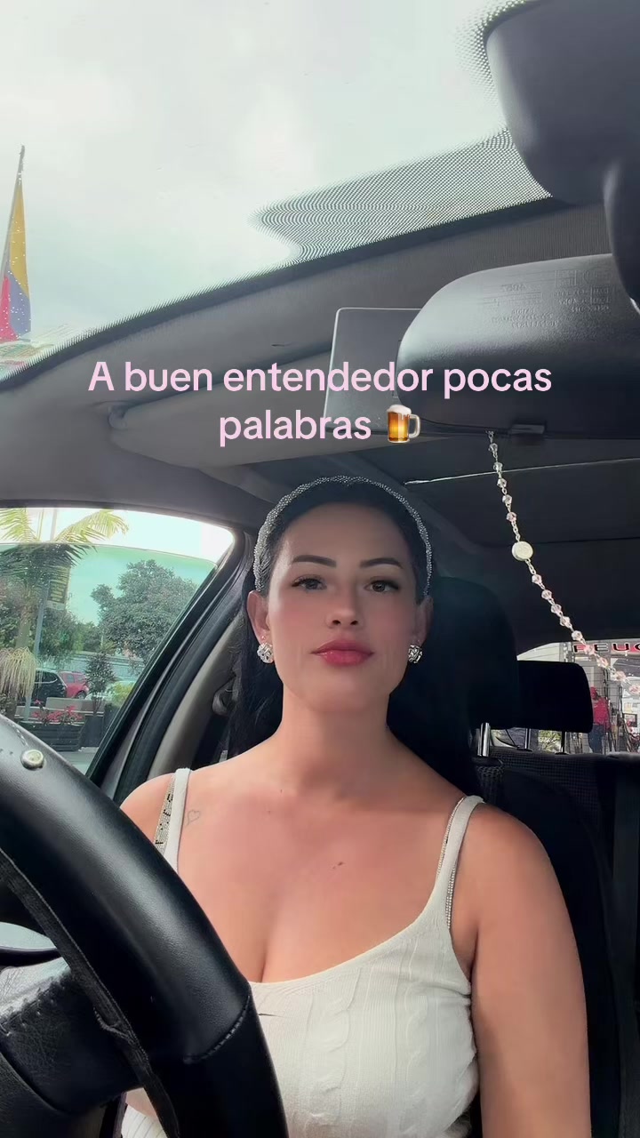 @Laurita la rica 🔥