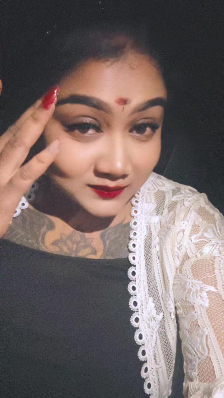 @சாசீனீ 🖤🌼