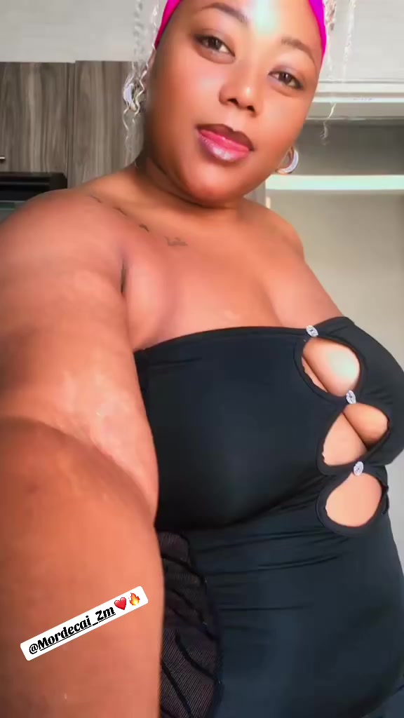 @MommyForLeratho