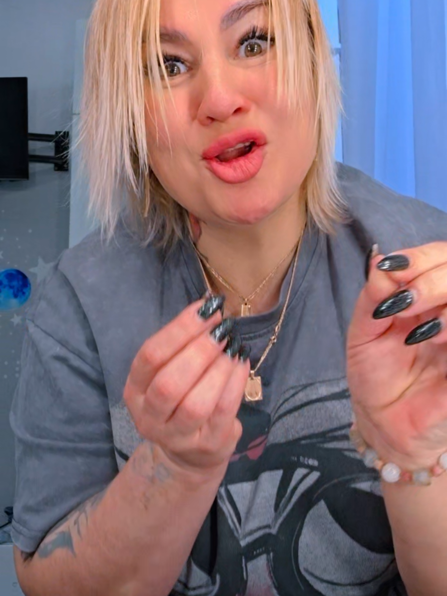 @Царица на маКсималках💎