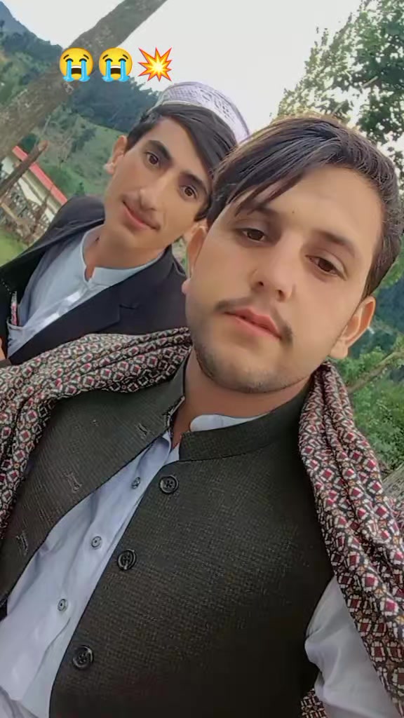 @Hussain Ahmad 923
