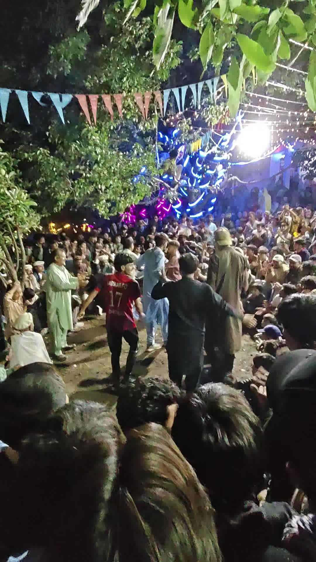 @Bazme_Chitral