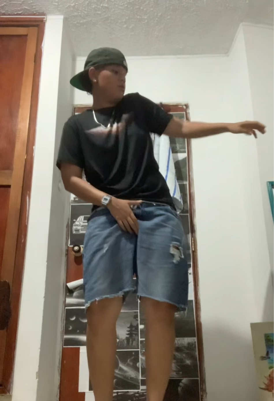 @whoistino