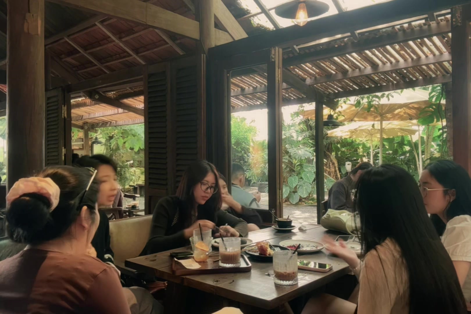 @Thân Thoại Mỹ