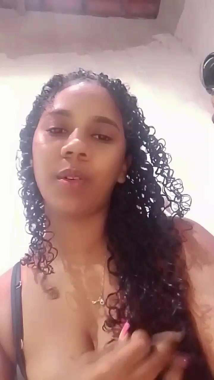 @scarlett_Estefane