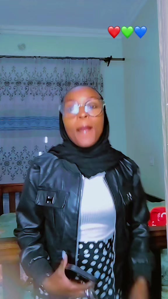 @Tess🖤254