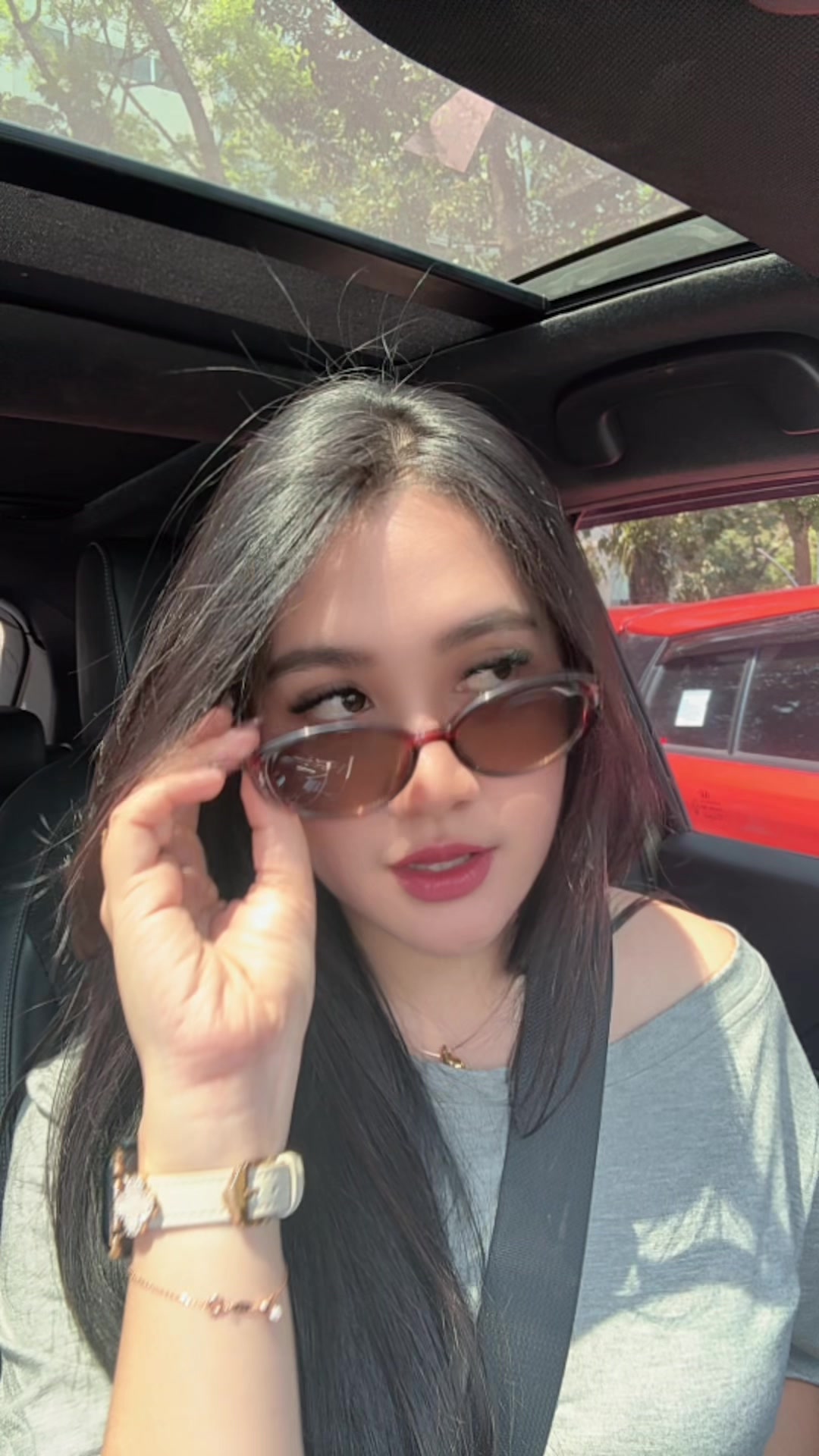 @Redika Junikenty