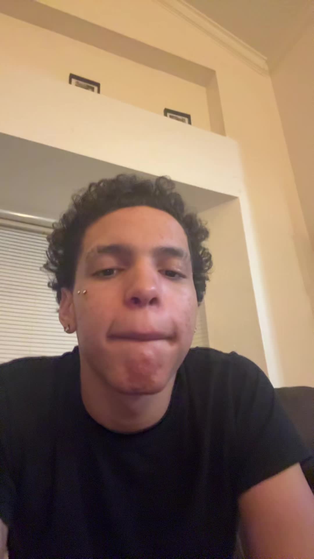 @moneehog