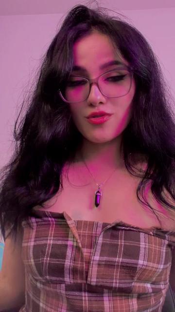 @Isabella Uzcategui (pingui🐧)
