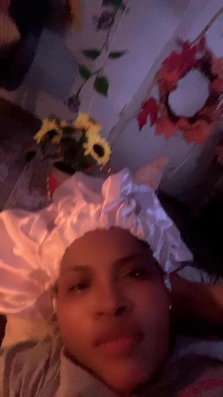 @DeappleofGodeye