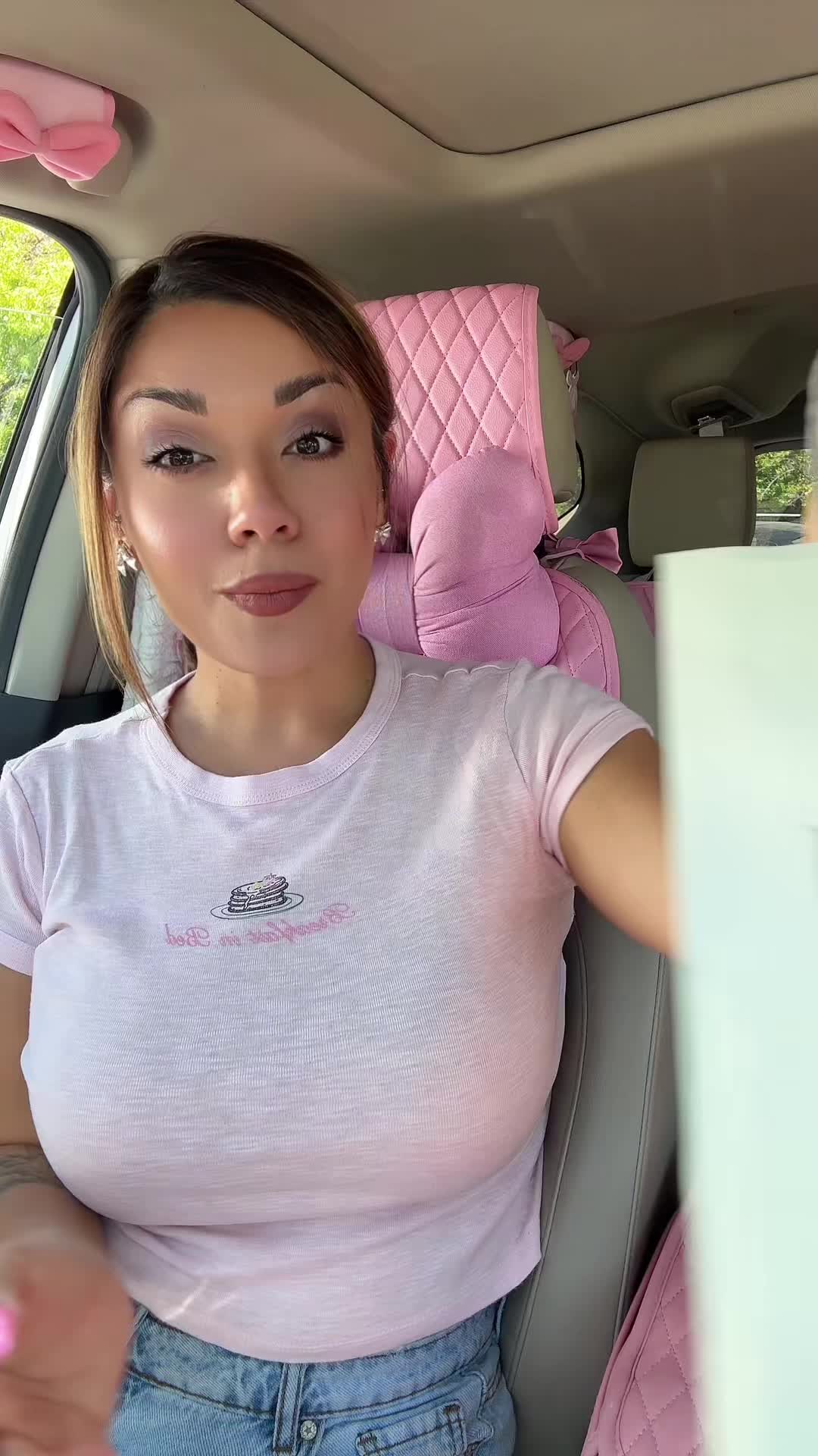 @Justchristinaab