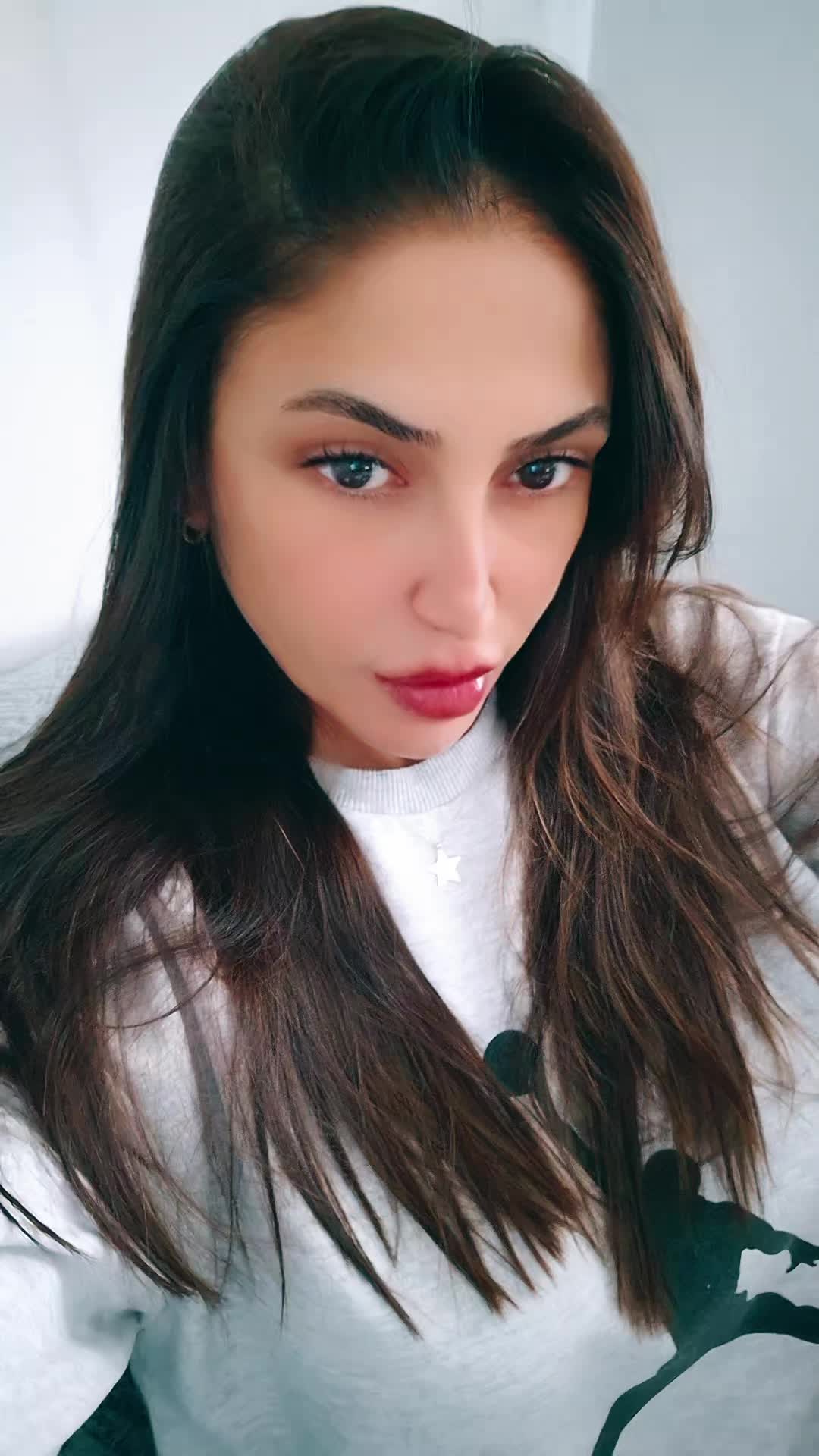 @BanuÇakır1309