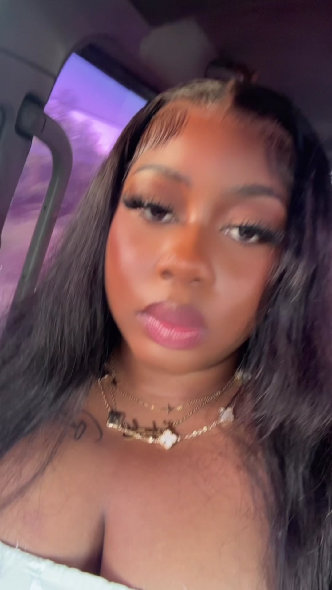 @Sasha Lee || WIG INFLUENCER
