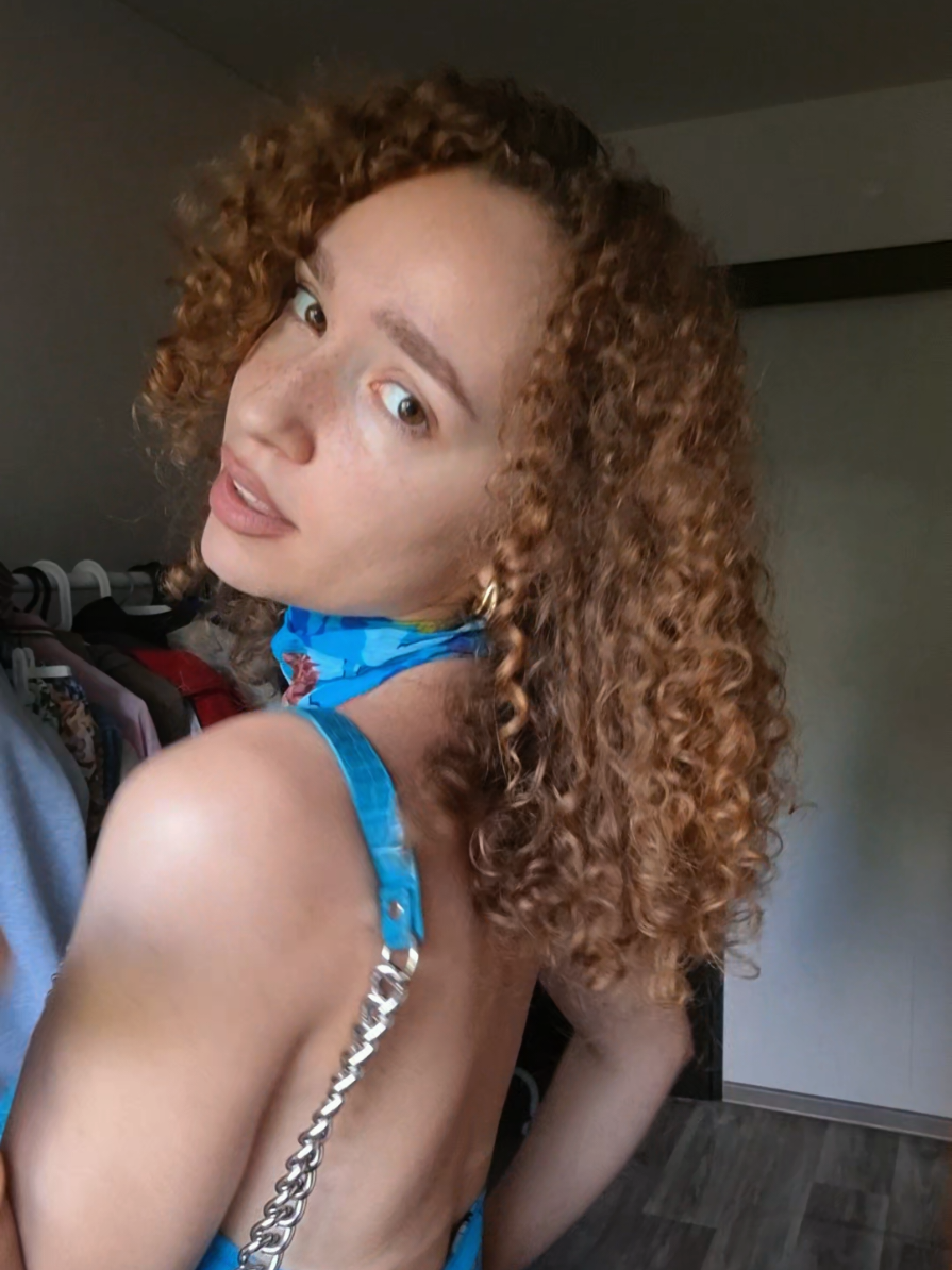 @curlyy_na