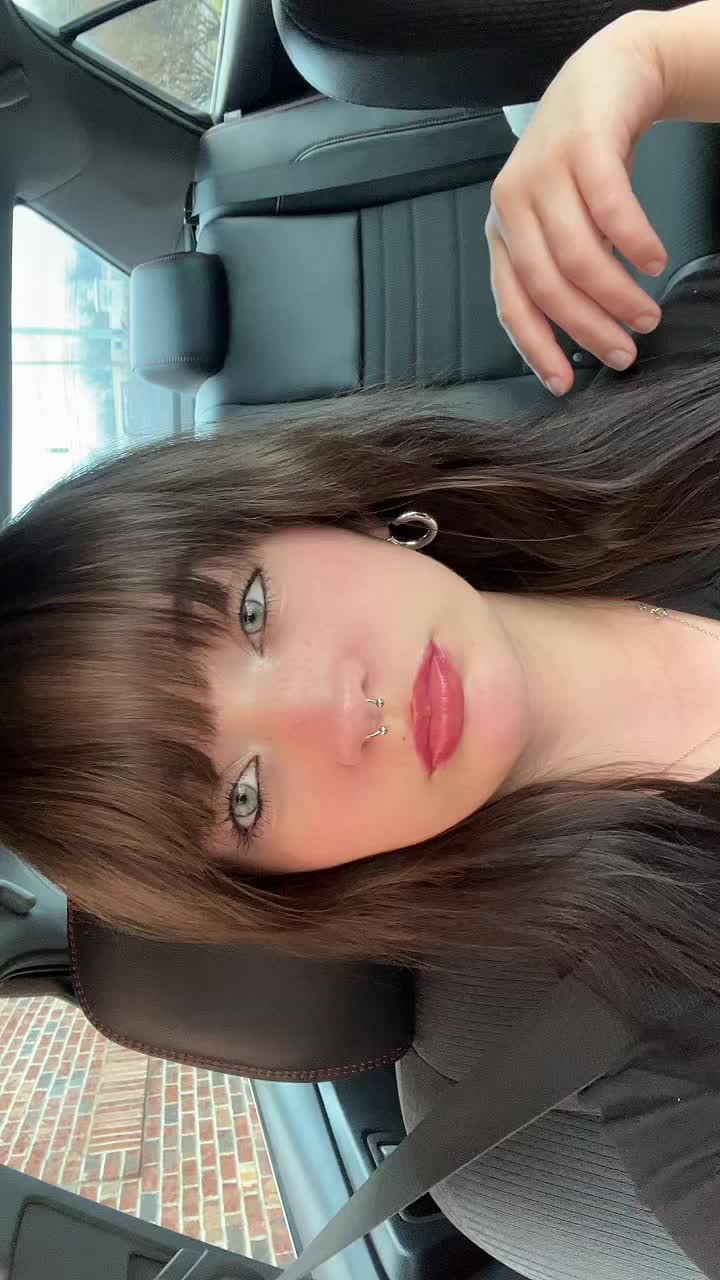 @༺ ♱kylie♱ ༻