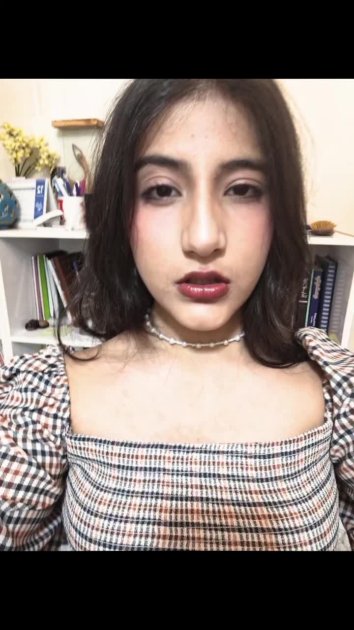 @𖣂Niusha𖣂