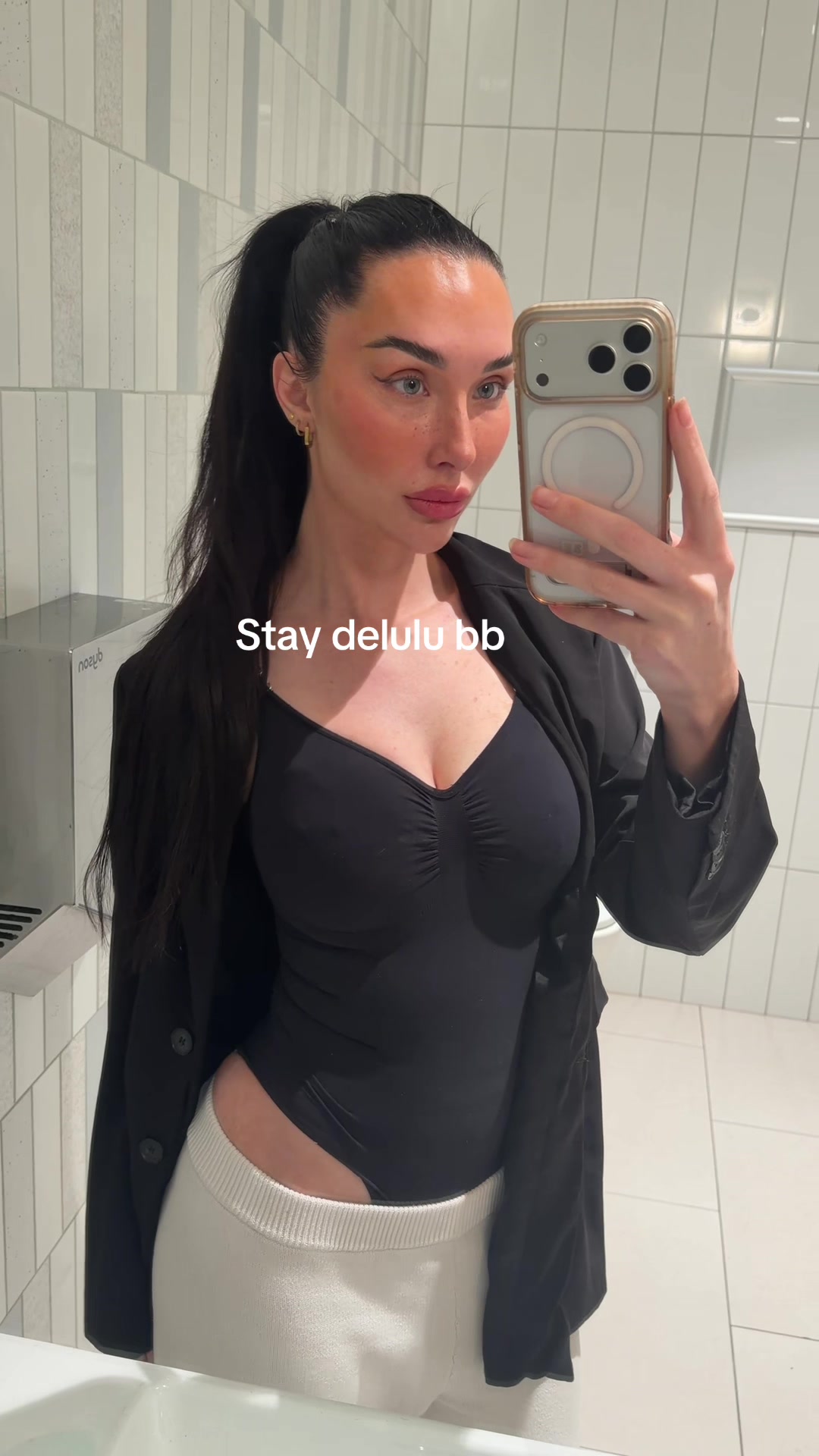@Iamel