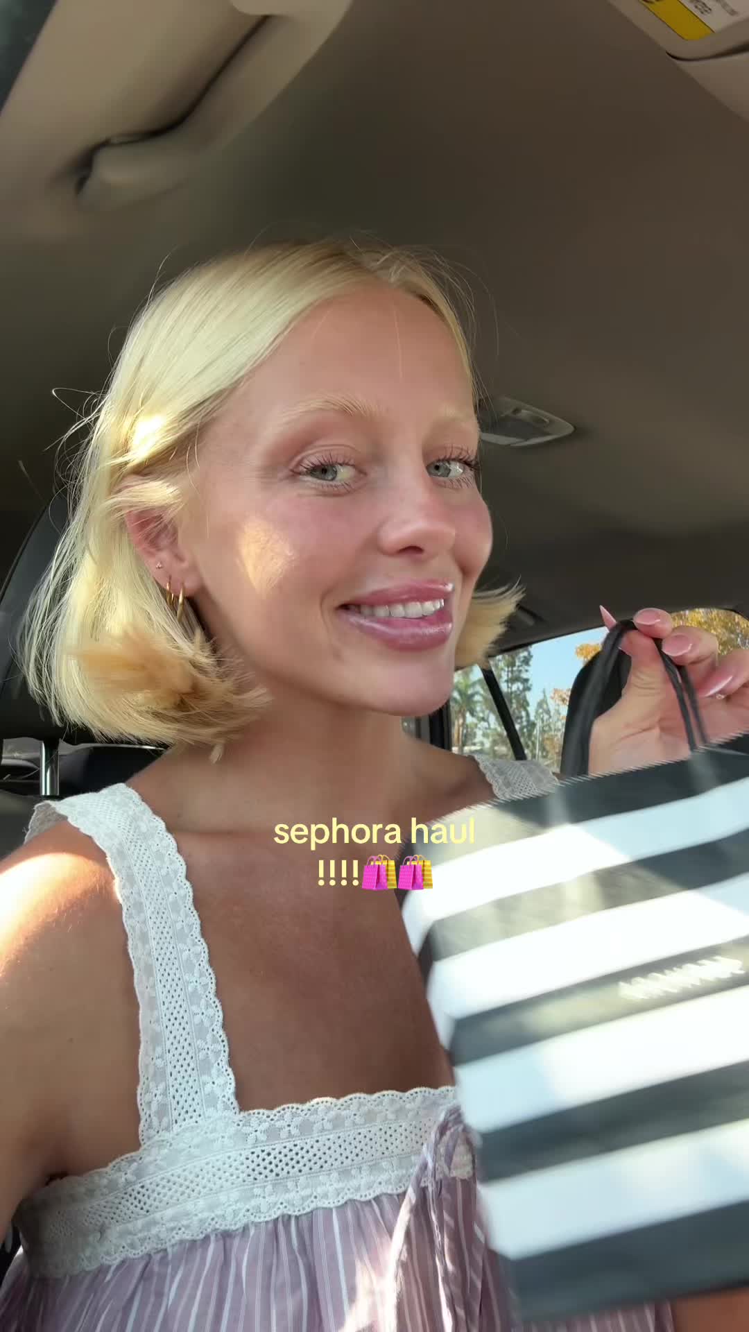@Jacqueline Capri