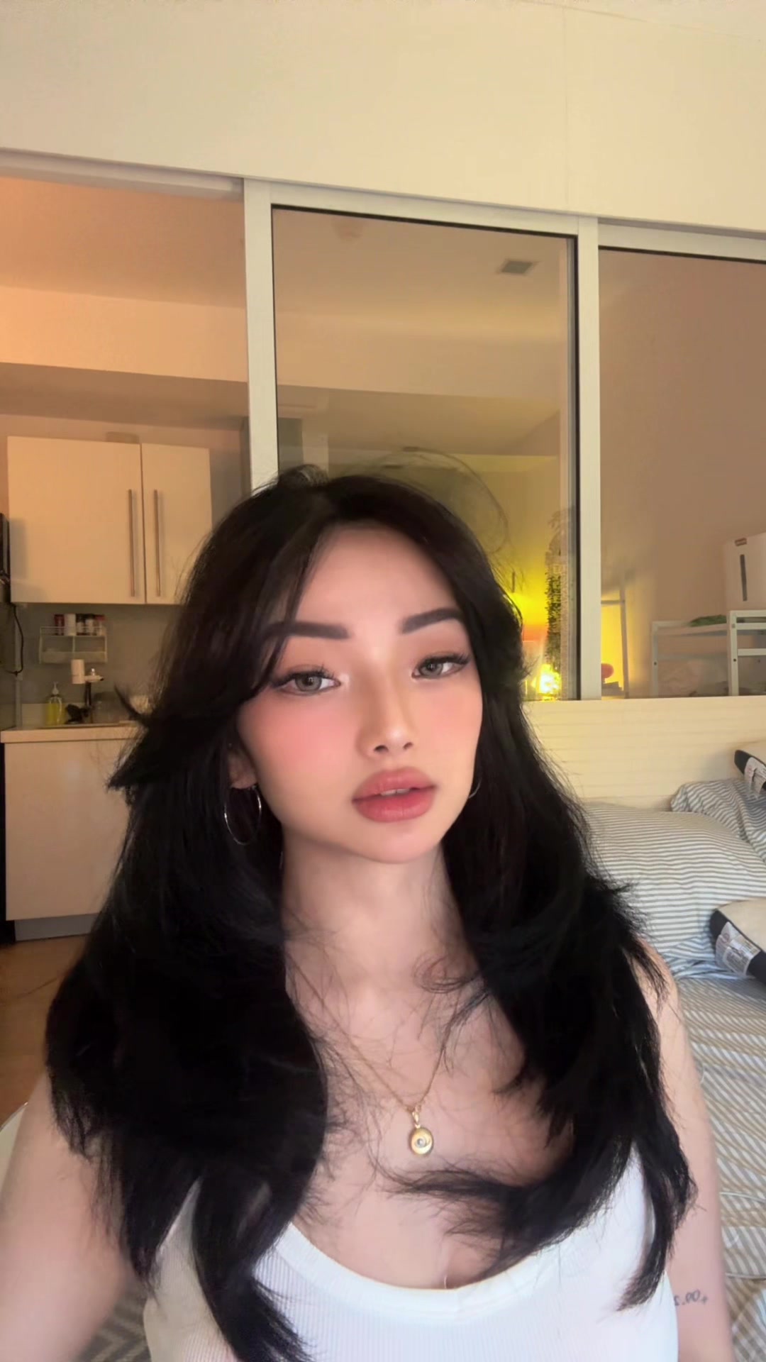 @iamsharahghyll