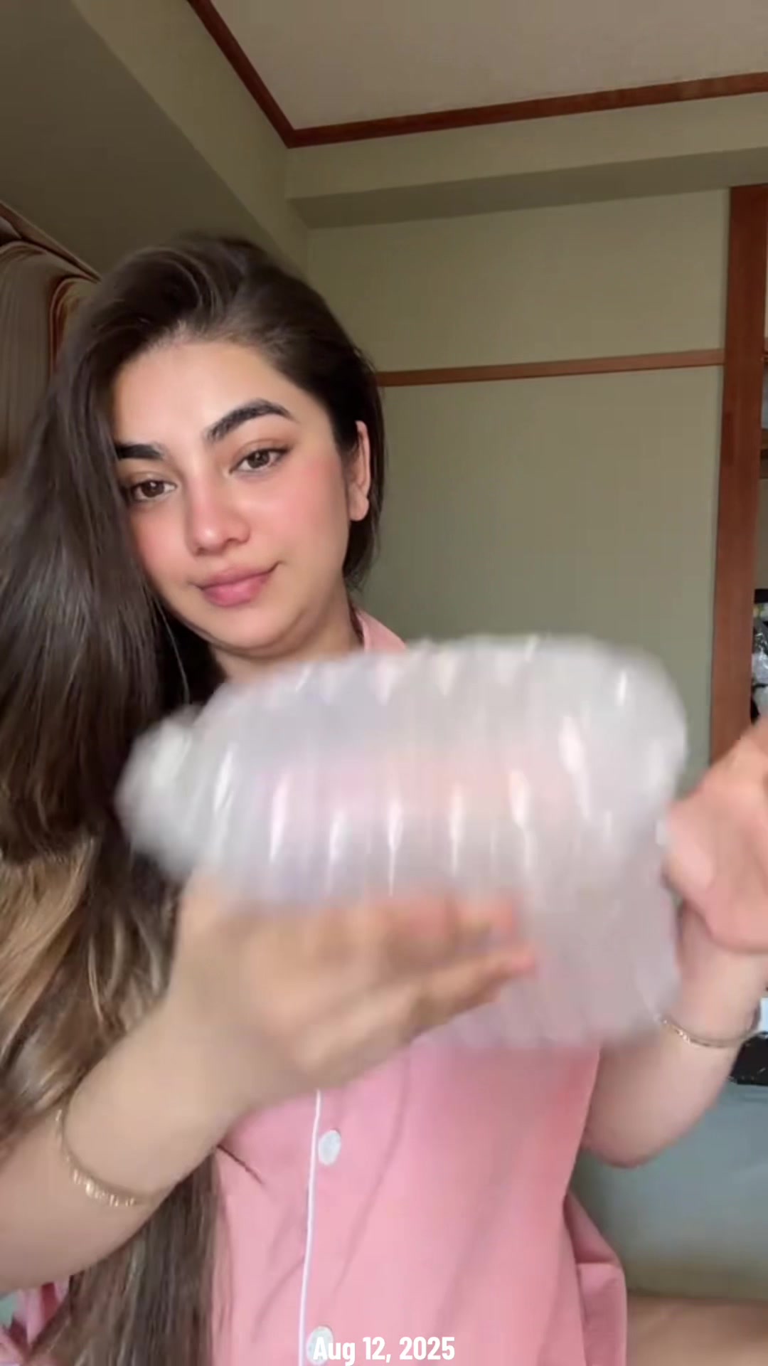 @theluxmegiri11