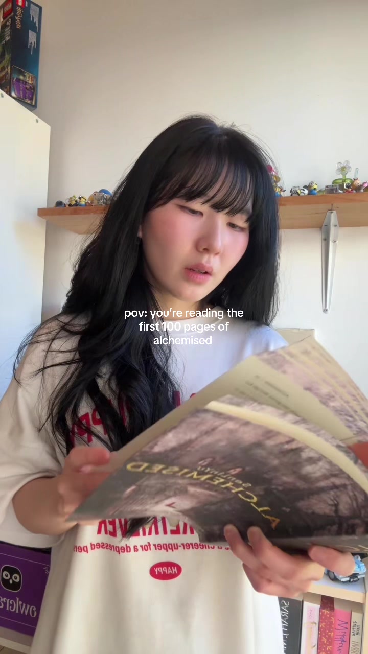 @christie 🐍🗡️📖