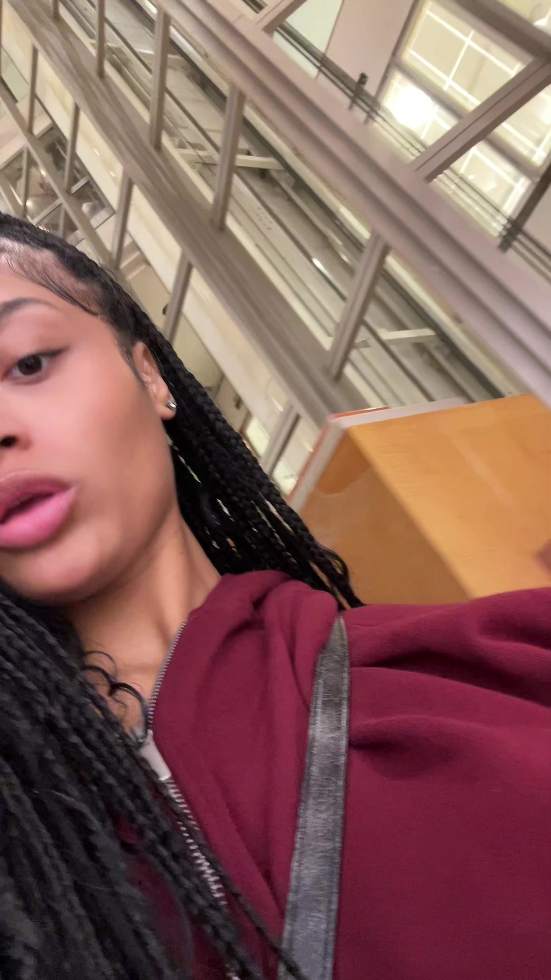 @KYLA 👩🏽⚕️