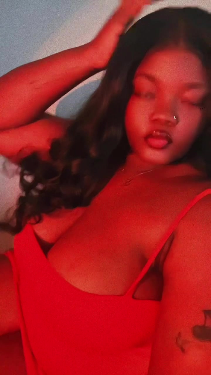@MsThickThighs🙂↕️🧃
