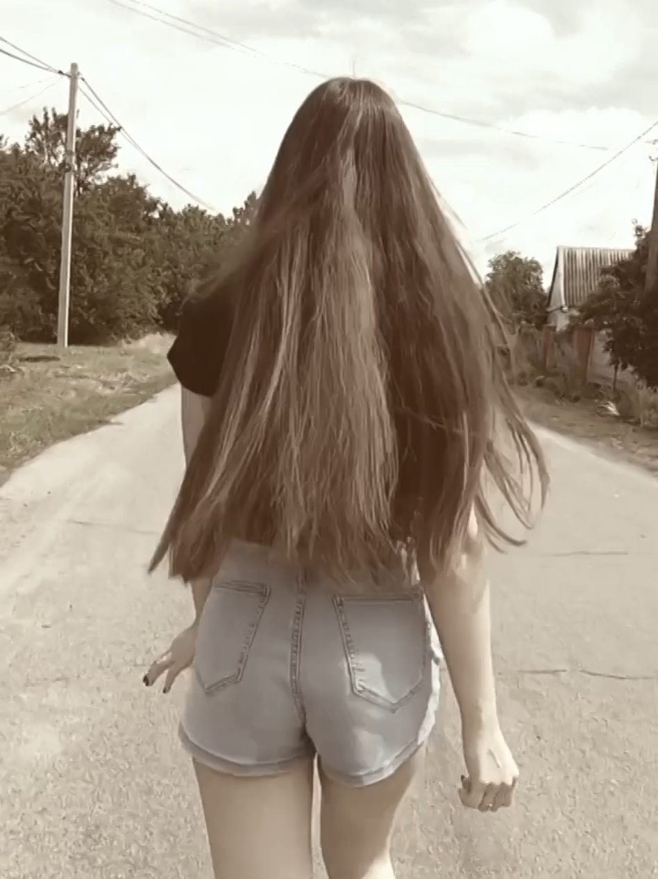 @Алиныч♡
