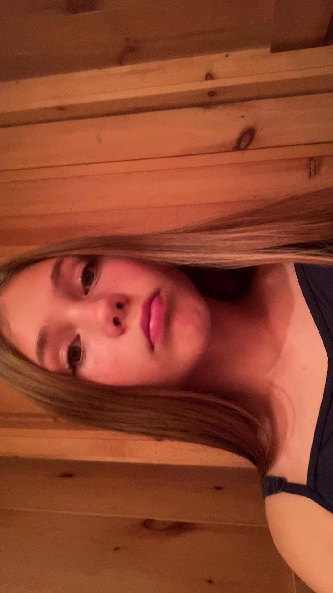 @L&eacute;na