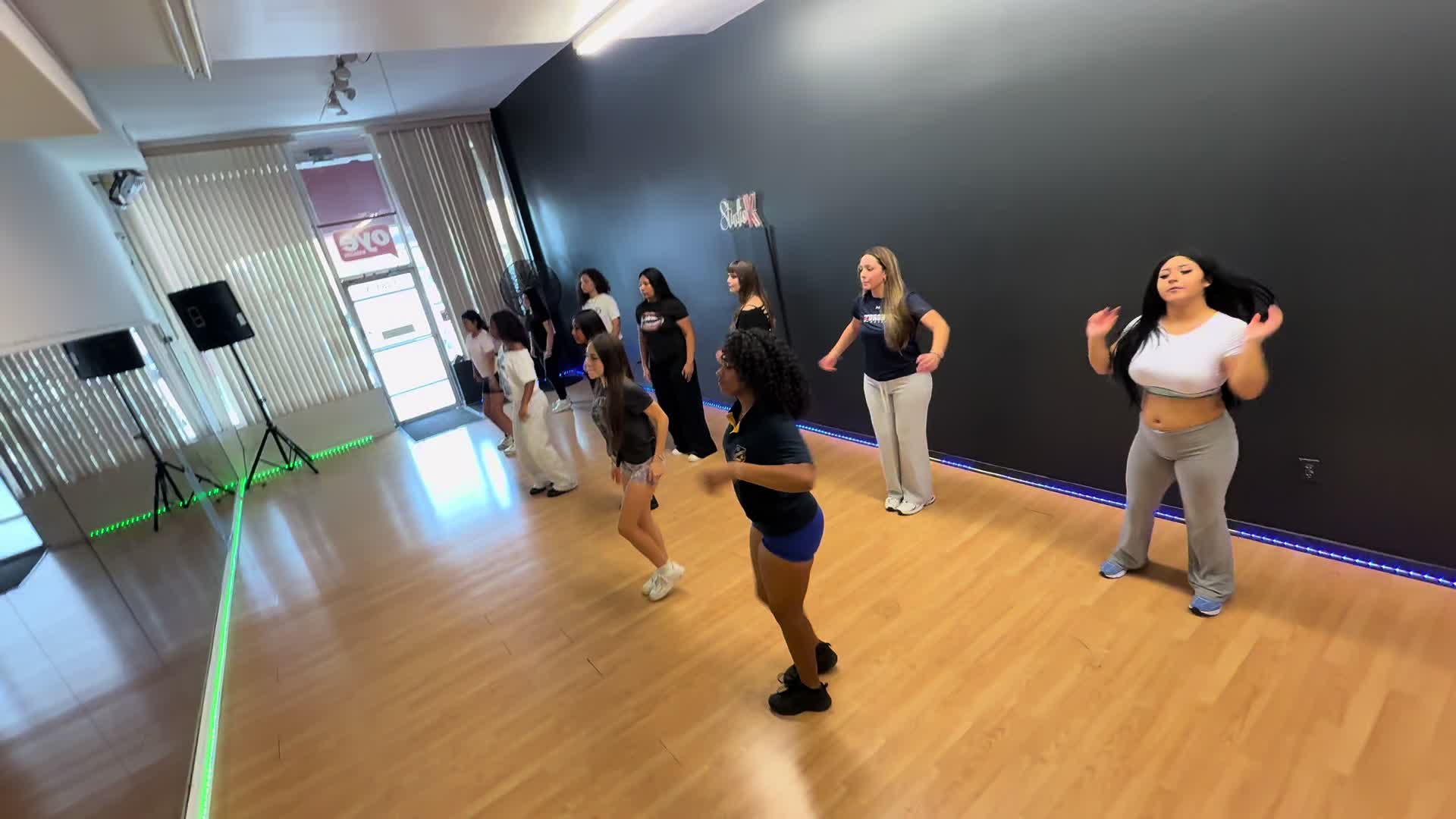 @StudioK