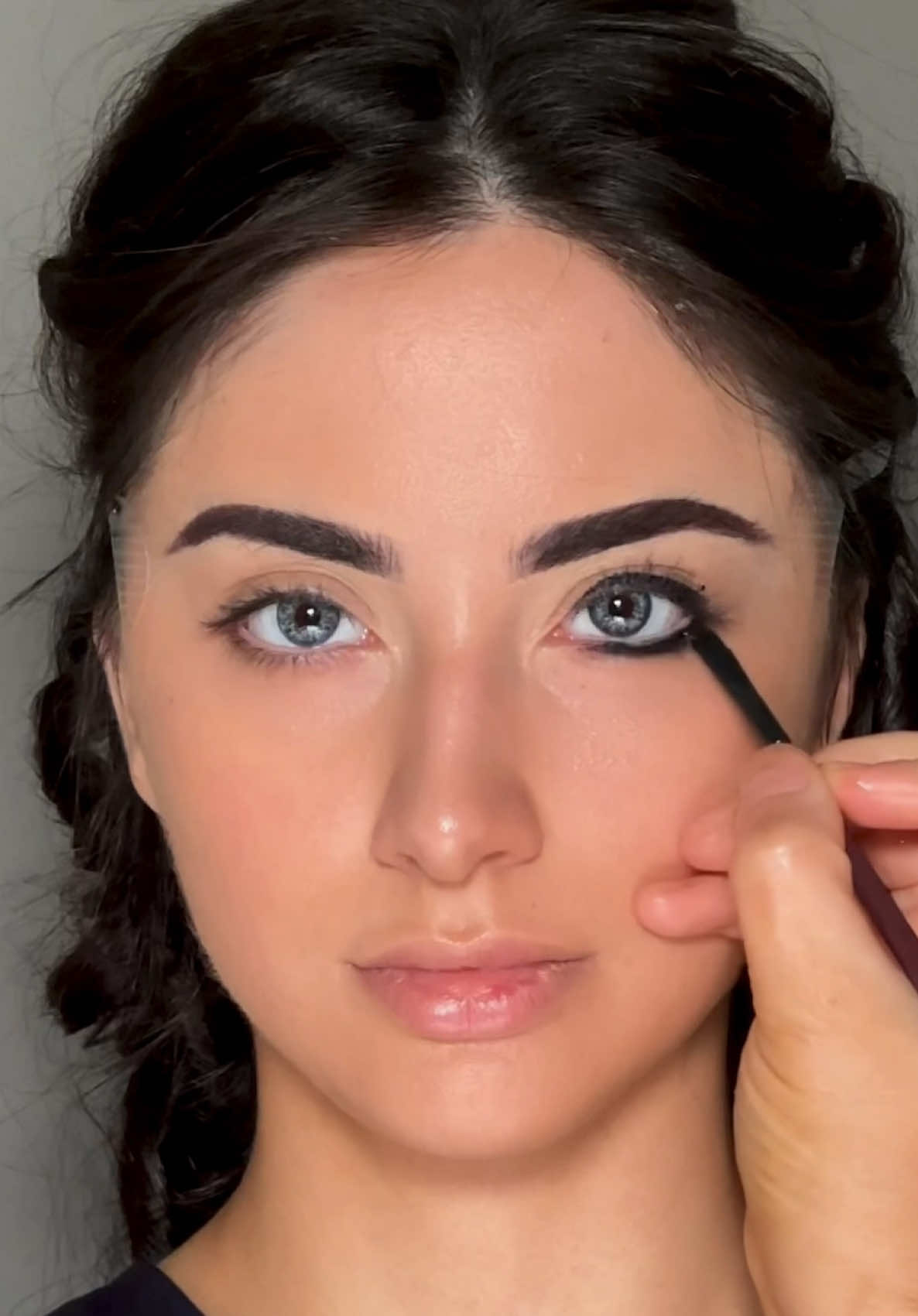 @NeslisMakeup_
