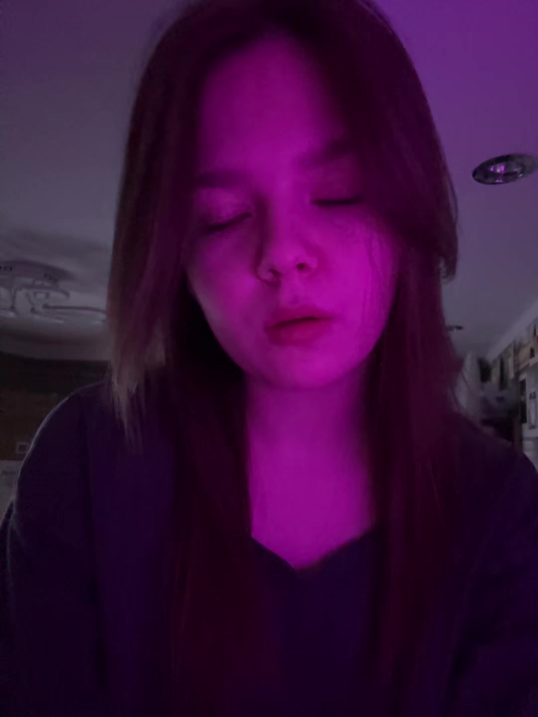 @😋