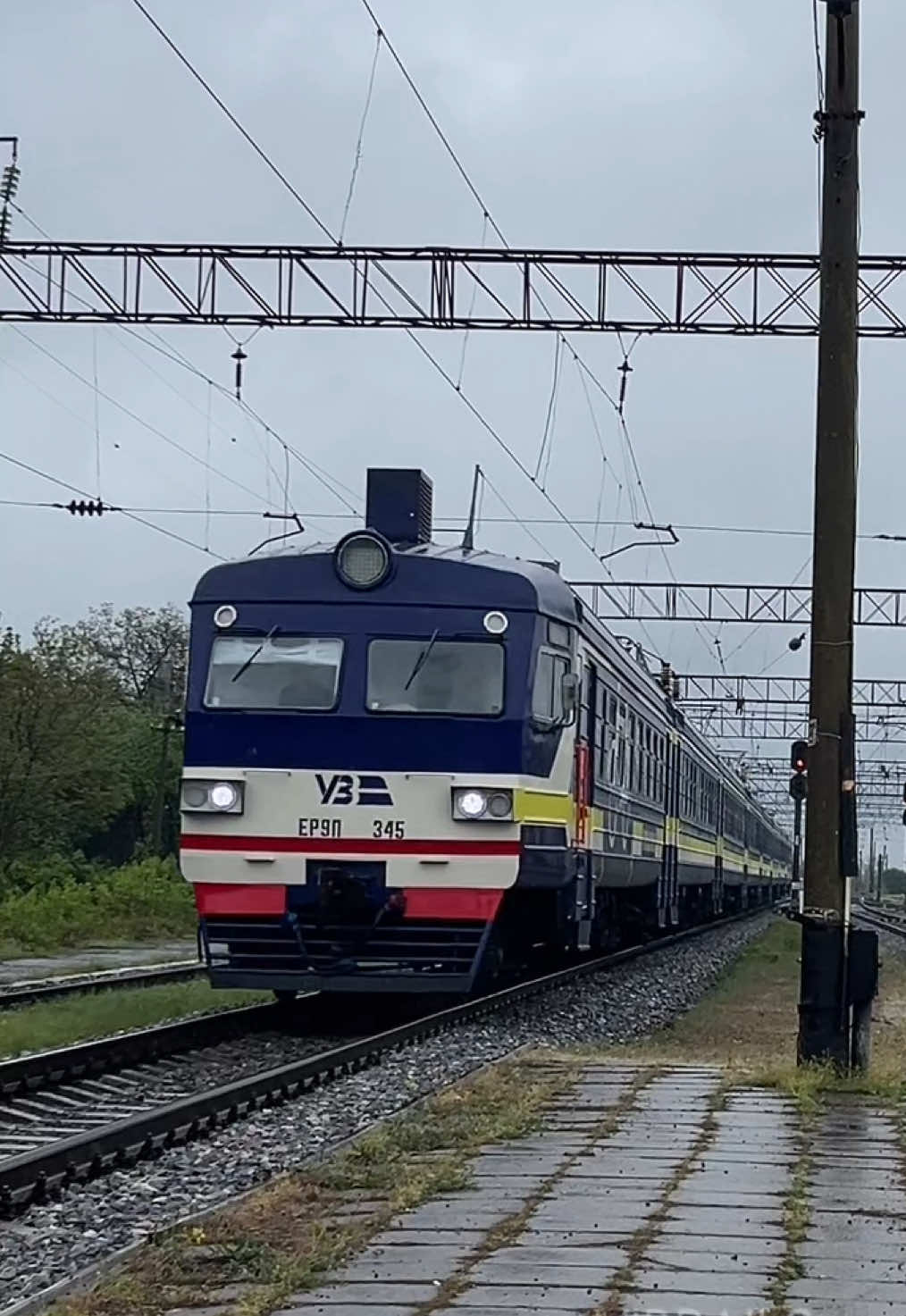 @Вайбовий залізничник